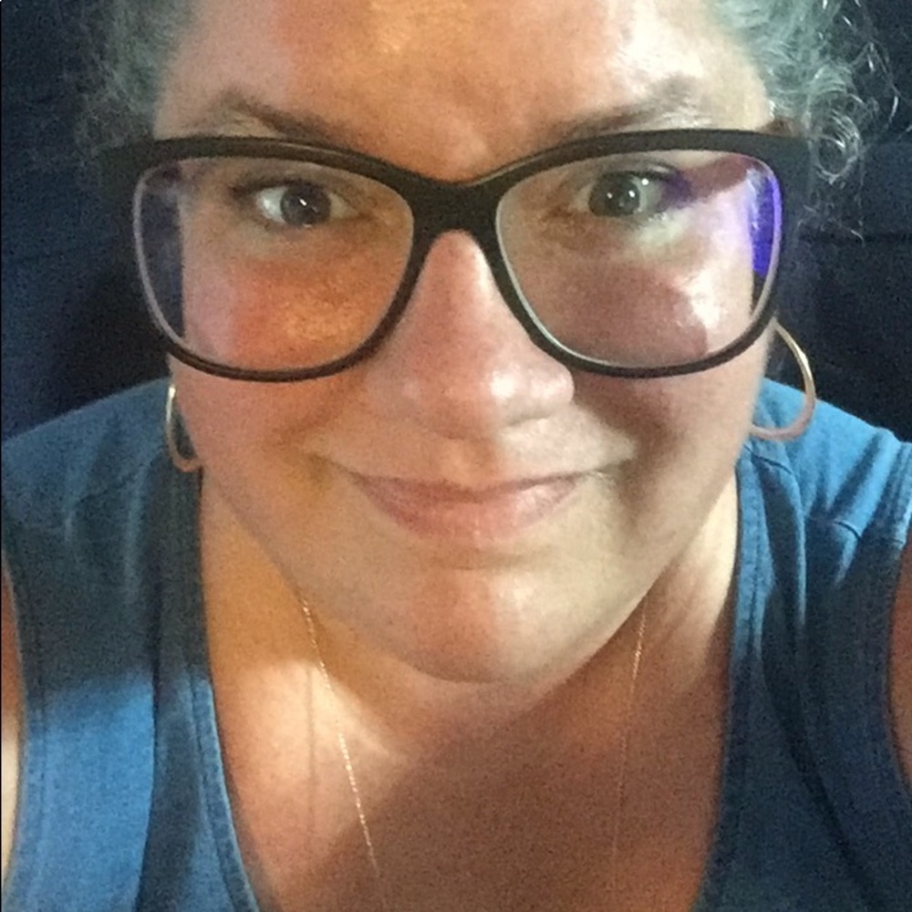 Meet your Posher, Rachel